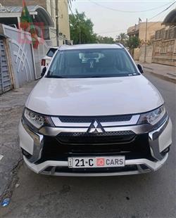 ميتسوبيشي اوتلاندر